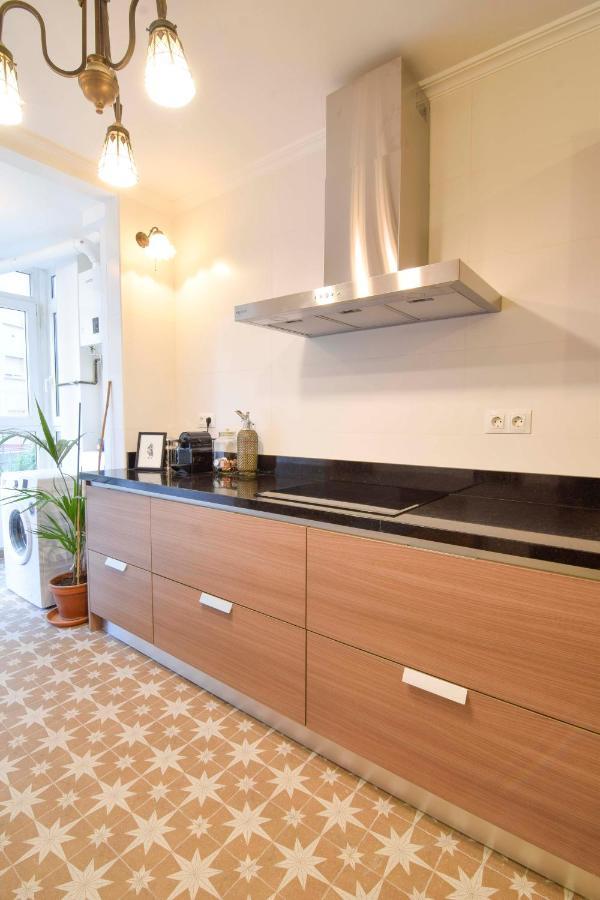 מאלגה P&P Apartamentos Paseo Maritimo Pablo Ruiz Picasso מראה חיצוני תמונה