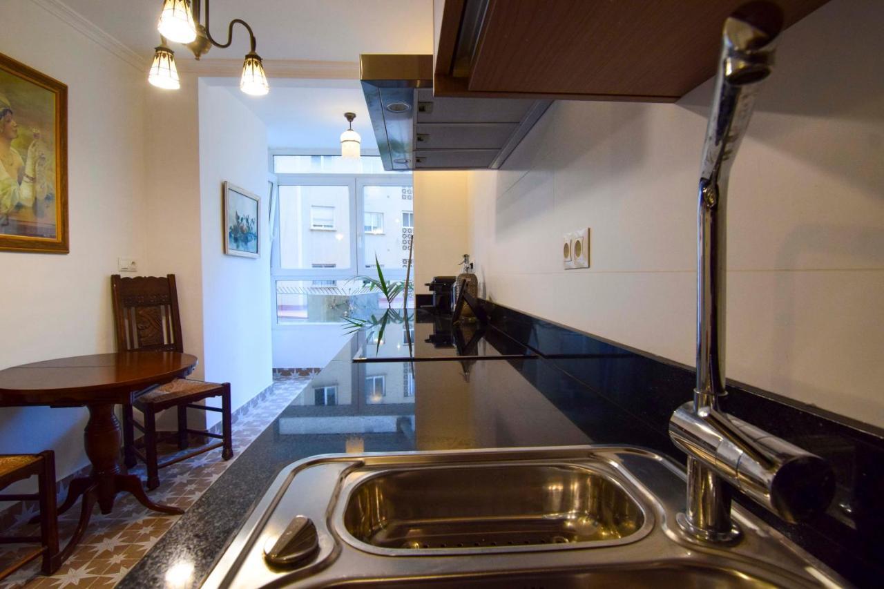 מאלגה P&P Apartamentos Paseo Maritimo Pablo Ruiz Picasso מראה חיצוני תמונה