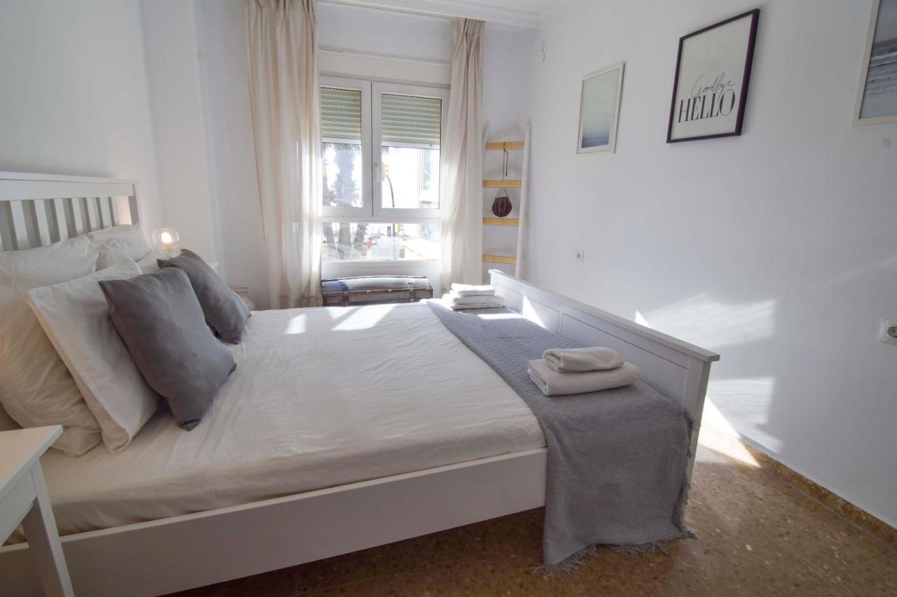 מאלגה P&P Apartamentos Paseo Maritimo Pablo Ruiz Picasso מראה חיצוני תמונה